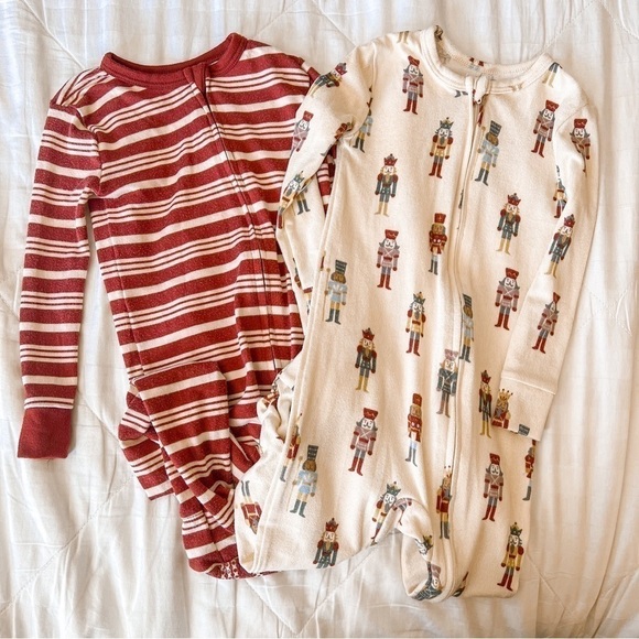 Set of Two Little Co by Lauren Conrad Holiday Zip Up Footie Pajama Size 18 Month - Picture 1 of 16